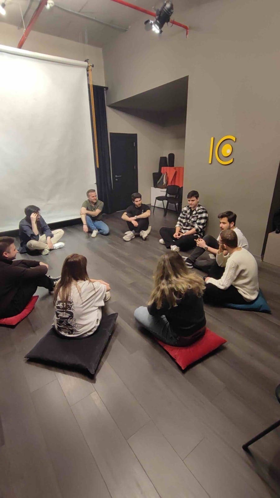 Yerde çember — metin ve tartışma çalışması